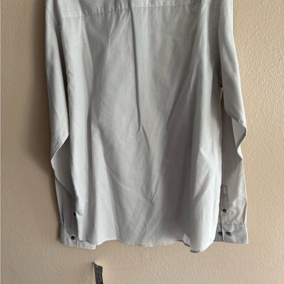 Calvin Klein Slim Fit button down grey and white striped Dress shirt - size 18 - Picture 3 of 7